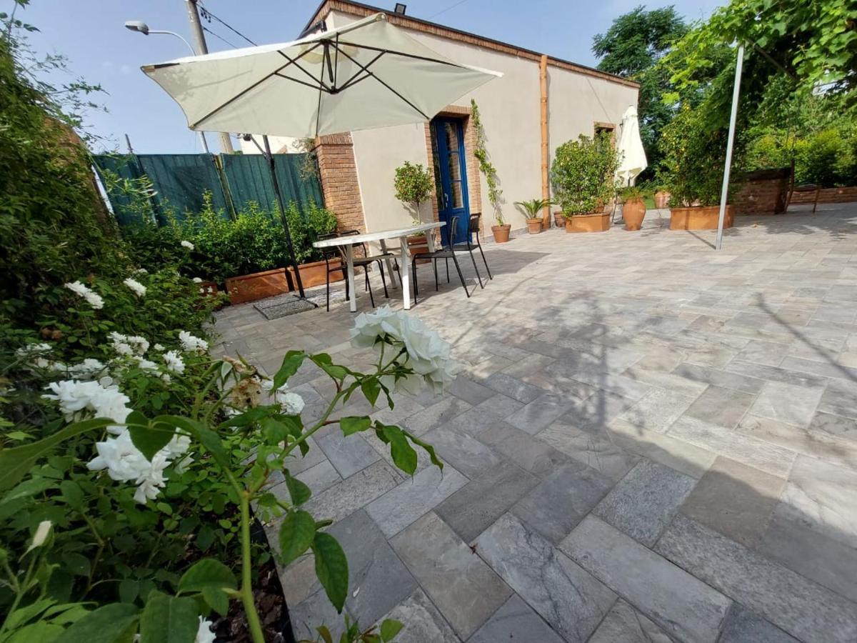 Suasor Villa Acireale Exteriör bild