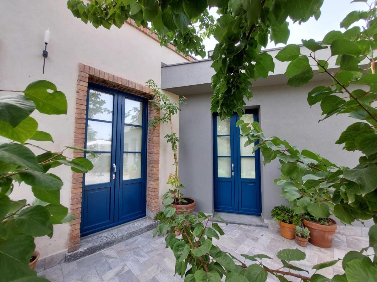 Suasor Villa Acireale Exteriör bild
